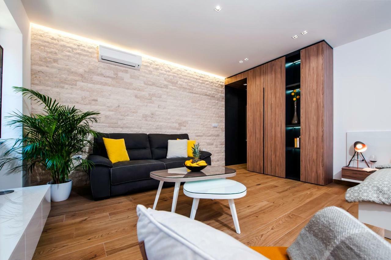 Apartments Vincero Rovinj Bagian luar foto