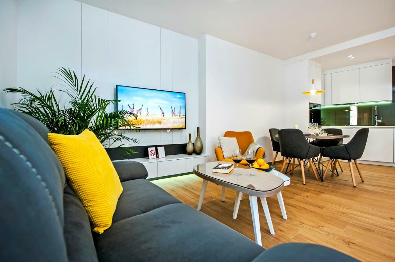 Apartments Vincero Rovinj Bagian luar foto