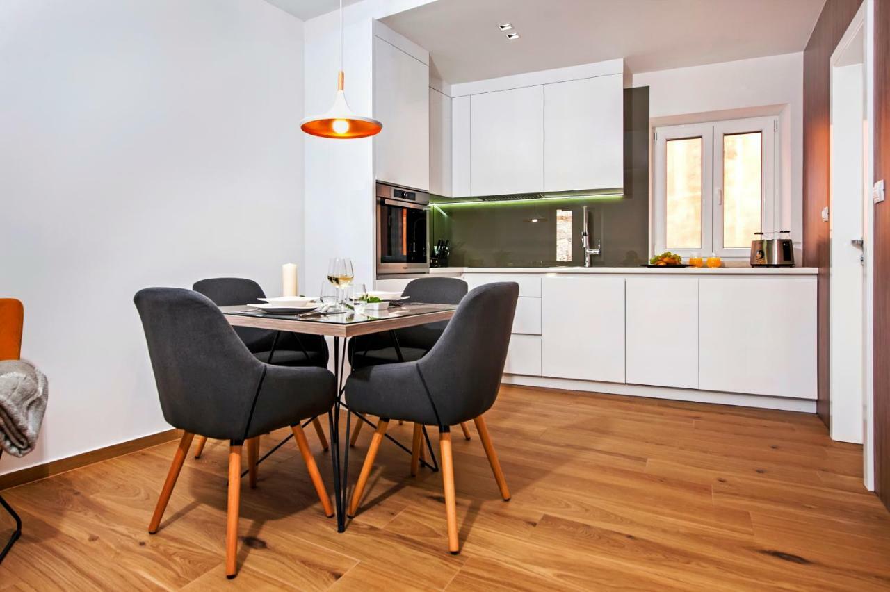 Apartments Vincero Rovinj Bagian luar foto