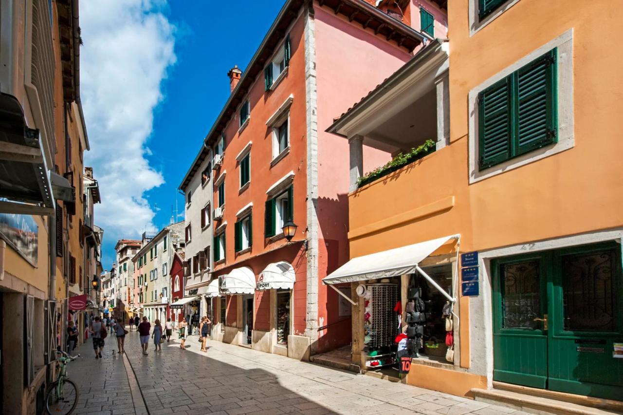 Apartments Vincero Rovinj Bagian luar foto
